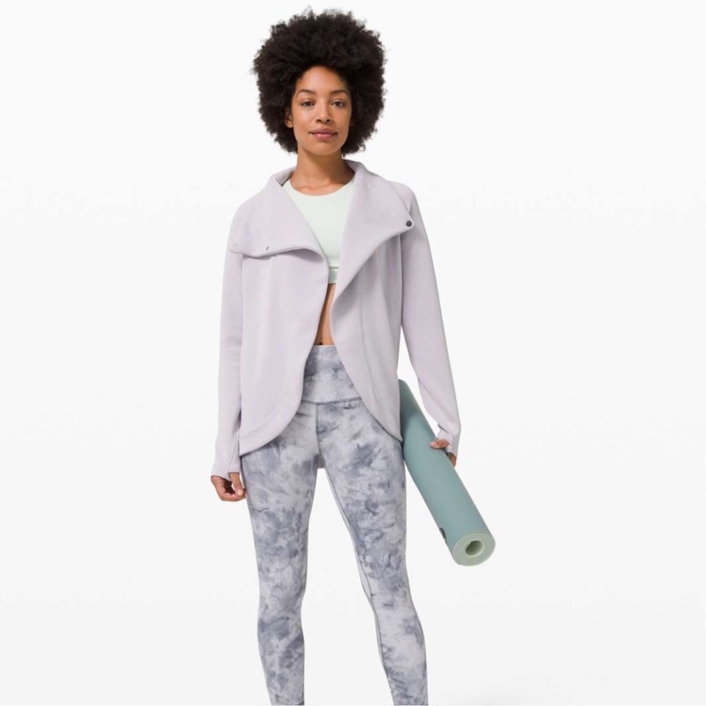 Lululemon Rally Wrap - Stargaze jacket size 14 light gray silver button neck